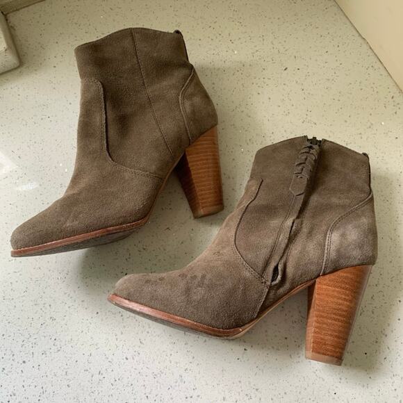 Joie Suede Ankle Bootie Taupe 7.5 US - Picture 6 of 9